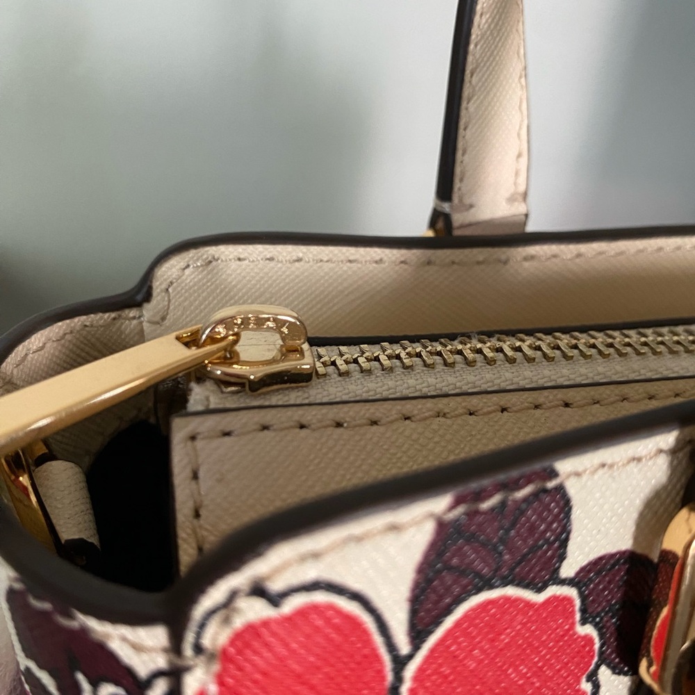 Tory Burch Satchel - Picture 4 of 9